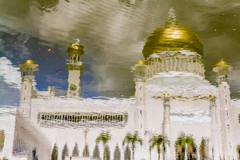 Sultan Omar Ali Saifuddin Mosque Stock Photos