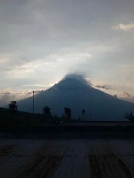 Sumbing Mountain Photos