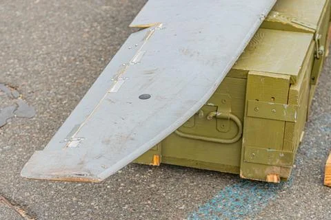 Summary of Image Description A large metallic airplane wing aluminum or steel 스톡 사진