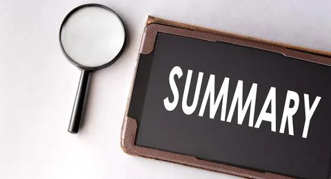 SUMMARY - word in electronic notebook on white background with magnifying gla Stockfoto's