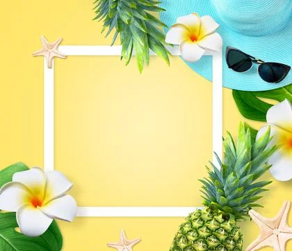 Summer background design concept. Top view with starfish, pineapple, hat, flo Foto stock