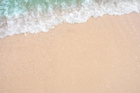 Summer beach concept - Soft wave of sea on empty sandy beach Background with  Foto stock