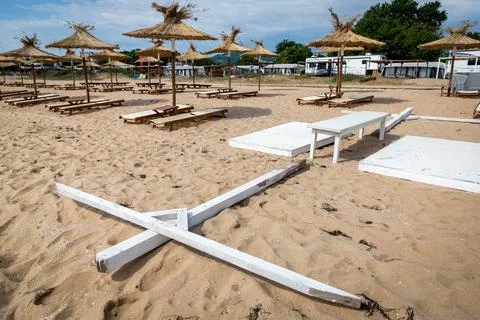 SUMMER BEACH UMBRELLAS EMPTY Stock Photos