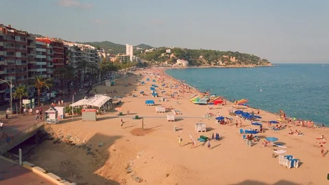 Summer beach vacation. Stock Footage 129183993