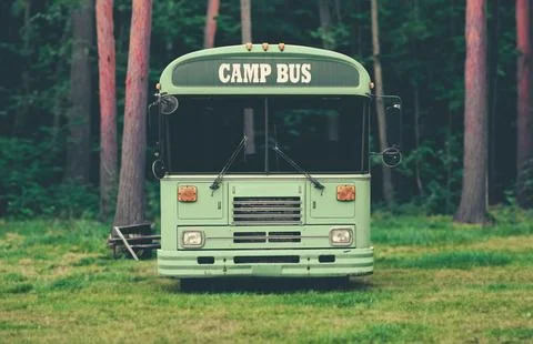 Summer Camp Bus Stock-Fotos