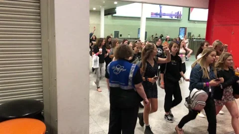 SUMMER IN THE CITY Video stock 135662619