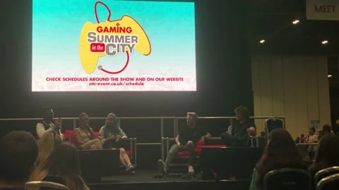 SUMMER IN THE CITY Video stock 135665899