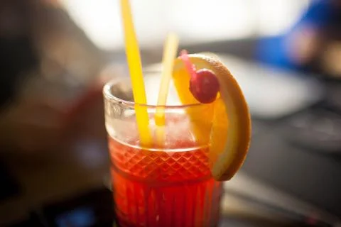 Summer cocktail with fruit on the table Stock-Fotos