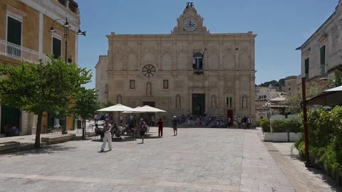 Summer Crowd at Lanfranchi Palace Stock Footage 331247567