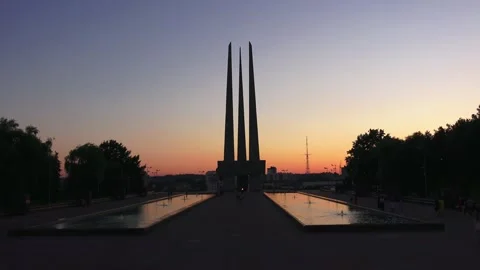 Summer evening in the city Stock Footage 287975605