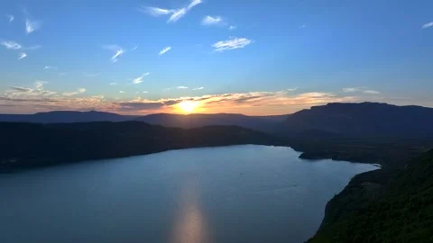 Summer evening at Lac du Bourget  Stock Footage 320433652