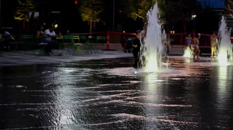 Summer evening splash 2 스톡 동영상 28690344