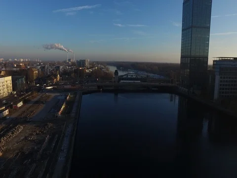 A summer flight with the drone above the river, Berlin Osthafen, aerial Video stock 80109930