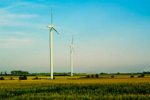 Summer landscape with new Windmills in fields Stock-Fotos