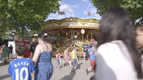Summer In London - Carousel Stock Footage 39644922