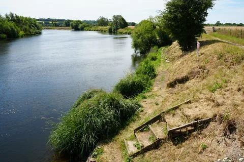 Summer River Landscape With Steps In Morton, Nottinghamshire, England. Stock Photos