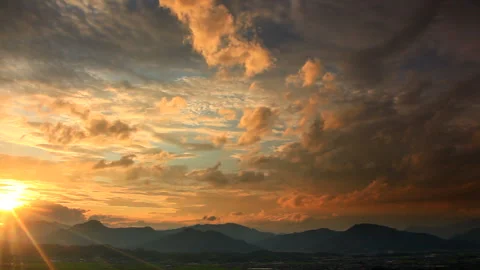 Summer Salt Fields Overlook and the Satoyama of Mt. Fuzan and Mt. Taro with Rays Vídeos de archivo 330295602