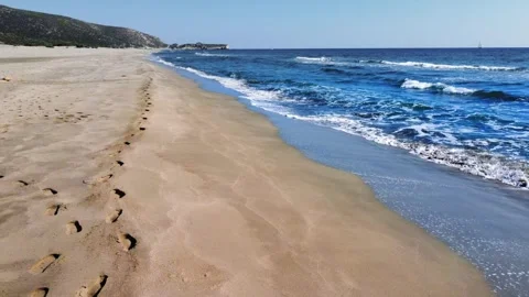 Summer seascape, beautiful waves, blue sea water on sunny day. Video stock 252608416