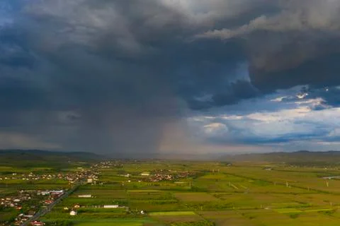 Summer storm over the fields. Foto stock