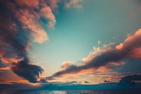 Summer sunset in Antarctica 库存照片