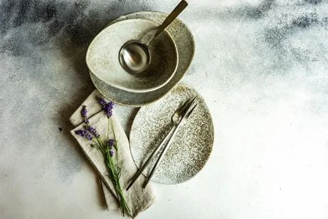 Summer time table set with Lavandula Stock-Fotos