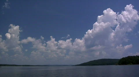 Summer Timelapse 08 Scudding clouds over lake Видео 879158