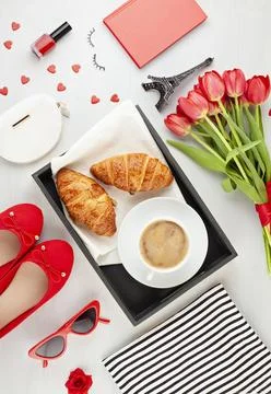 Summer vacations or weekend in Paris concept 库存照片