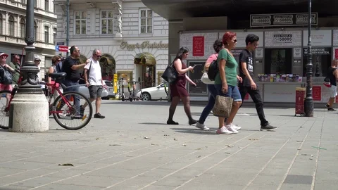 Summer vienna people going down the street Stock Footage 122989477