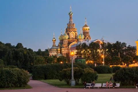 Summer view of the Field of Mars (Marsovo Polye) and Church of the Savior on  Foto stock