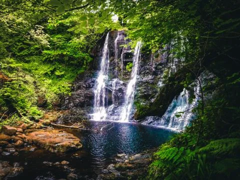 Summer waterfall view Stock-Fotos