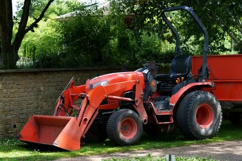 Summer yard work vehicle Stock-Fotos