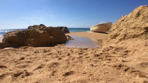 Summertime Beach Scene Видео 70238560