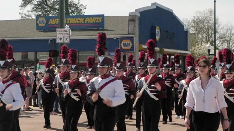 Sumner, WA, USA, April 4, 2026 - Sumner Daffodil Parade - Beer Garden, Foo 25 hd Video stock 332833376