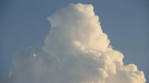 Сumulus cloud transform storm cloud Stockbeeldmateriaal 10834139