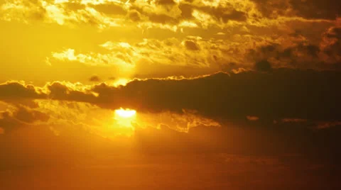 Sun and clouds sunset timelapse Video stock 24464801