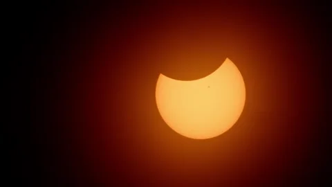 Sun and its total eclipse in Canada March 2024 Vídeo Stock 275751338
