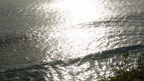 Sun and ocean Stockbeeldmateriaal 127370809