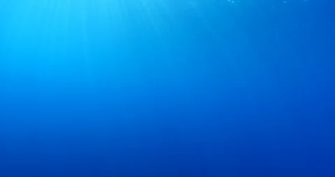 Sun beam sun ray sun shine surface water underwater waves Video stock 105099765