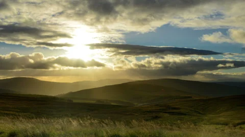 Sun beams Stock Footage 32401621