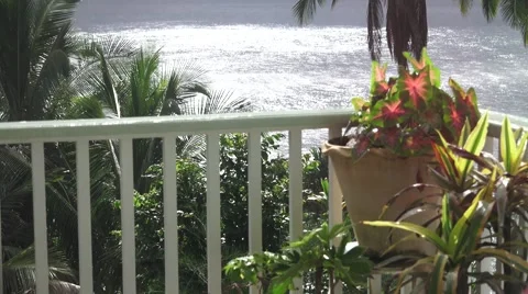 Sun breaks through on Pacific Ocean    ,Hawaii  Video stock 56877343