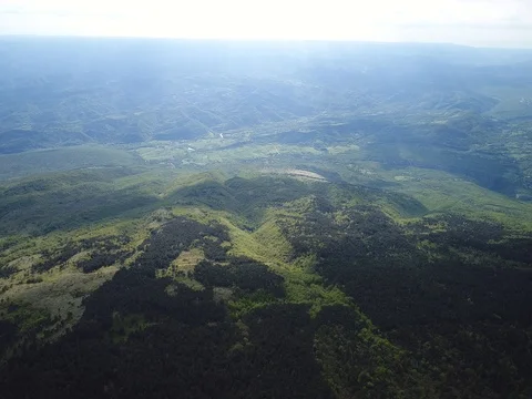 Sun falling down on beautiful green landscape of istria Video stock 75478570
