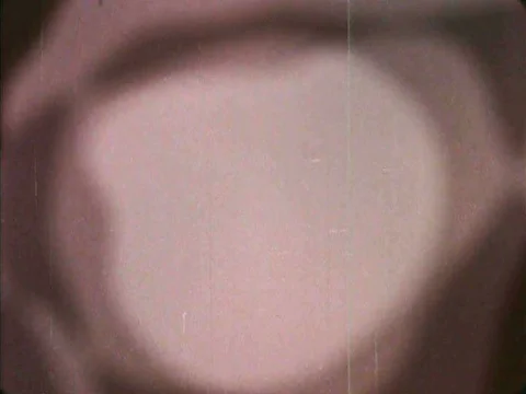 The sun is a giant ball of self-propagating reactivity, a process perpetuatedƒ Vídeos de archivo 75278869