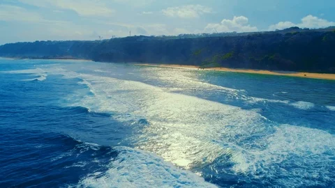 Sun glare on the ocean waves Stock Footage 108894316