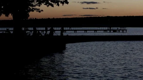 Sun Going Down at the Park Vídeo Stock 111286616