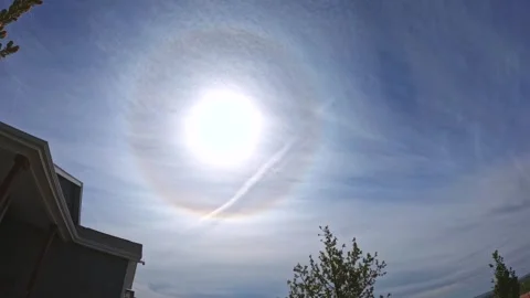 "Sun Halo and Clouds in the Sky" Stock Video Footage in 4K Resolution 스톡 동영상 343153271