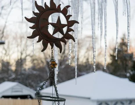 Sun &amp; Icicles Фото