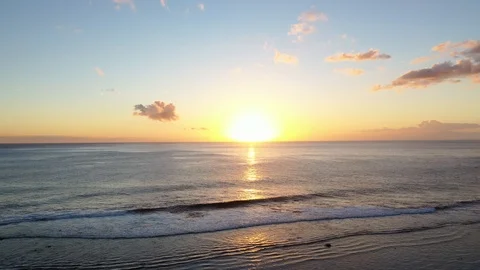 Sun with the ocean.mp4 Stock Footage 116773250