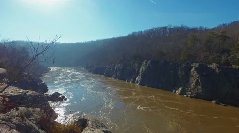 Sun over the Potomac River Video stock 57974394