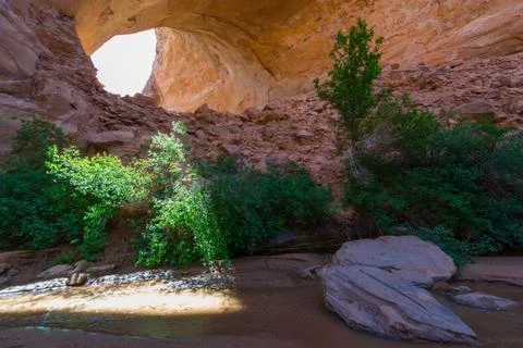 Sun peeking through the Jacob Hamblin Arch Stock Photos