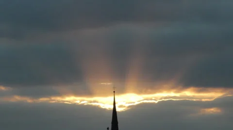 Sun rays above the church 動画素材 39381686